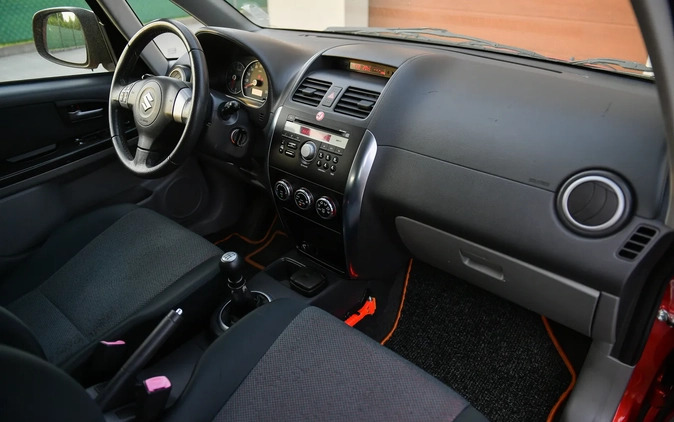 Suzuki SX4 cena 25900 przebieg: 160838, rok produkcji 2007 z Ciechocinek małe 497
